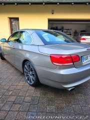 BMW 3 E 93  320i 2008