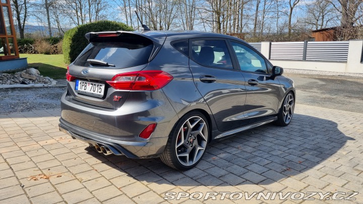Ford Fiesta ST performance 2019