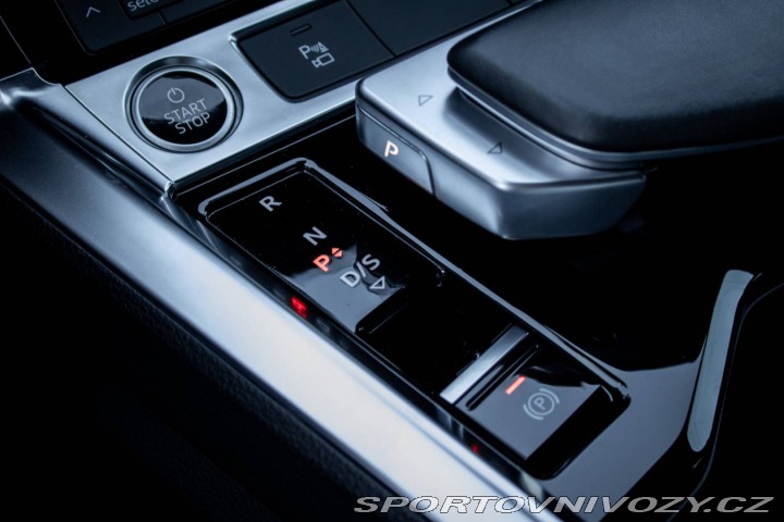 Audi Ostatní modely E-tron  Sportback 50 Quattro S-l 2021
