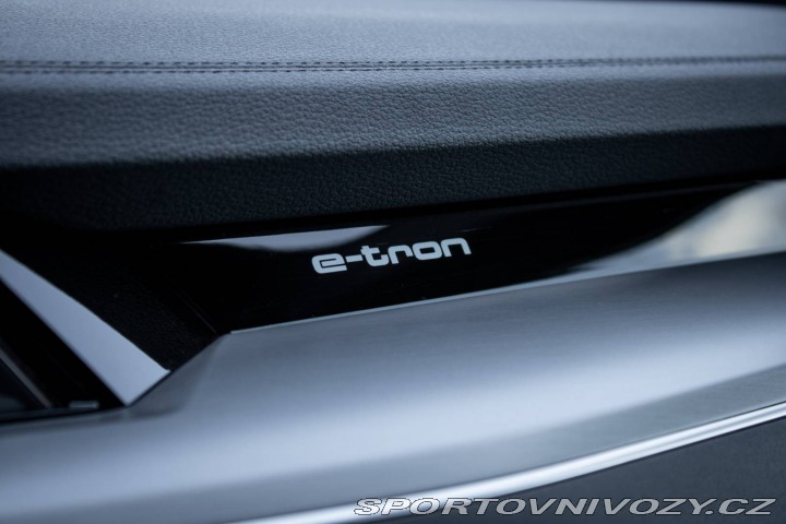 Audi Ostatní modely E-tron  Sportback 50 Quattro S-l 2021