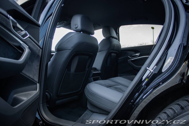Audi Ostatní modely E-tron  Sportback 50 Quattro S-l 2021