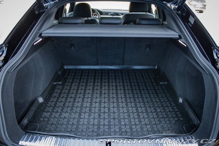 Audi Ostatní modely E-tron  Sportback 50 Quattro S-l 2021