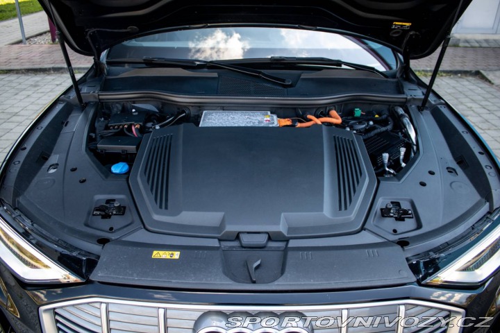 Audi Ostatní modely E-tron  Sportback 50 Quattro S-l 2021