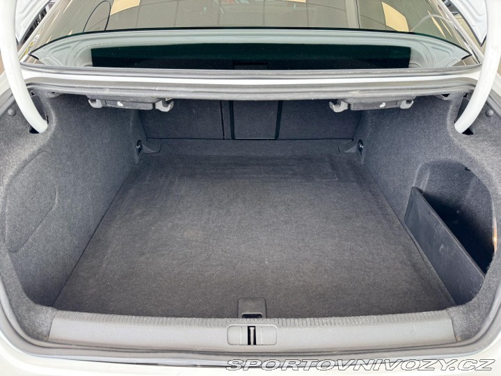 Volkswagen CC 2,0TDI DSG*130kW*KeyLess* 2015