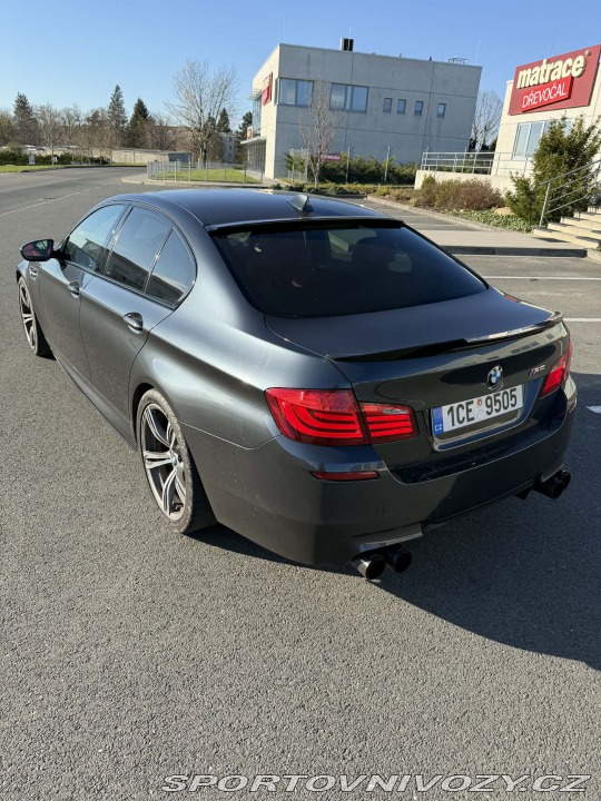BMW M5 F10 2012