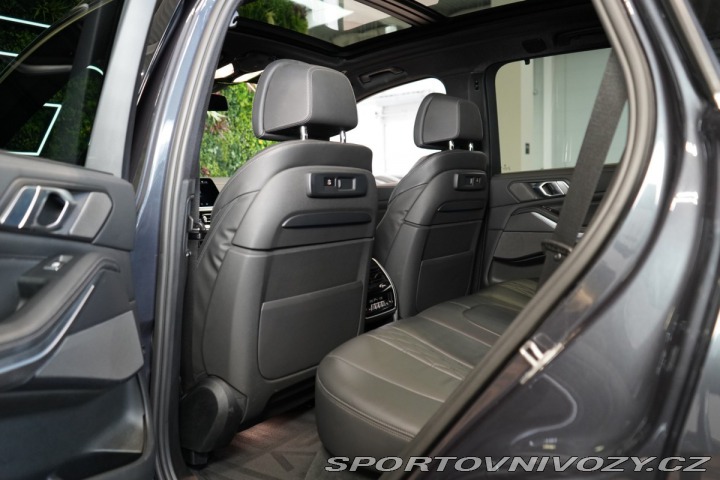 BMW X5 40i*M*SKY-L*TAŽNÉ*MASÁŽ*H 2020