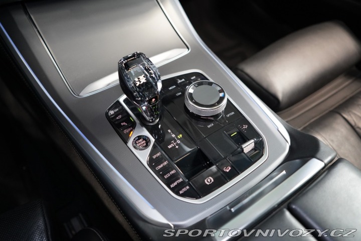 BMW X5 40i*M*SKY-L*TAŽNÉ*MASÁŽ*H 2020