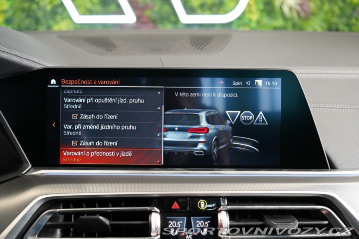 BMW X5 40i*M*SKY-L*TAŽNÉ*MASÁŽ*H 2020