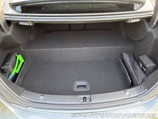 Mercedes-Benz E  2020