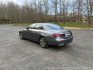 Mercedes-Benz E  2020