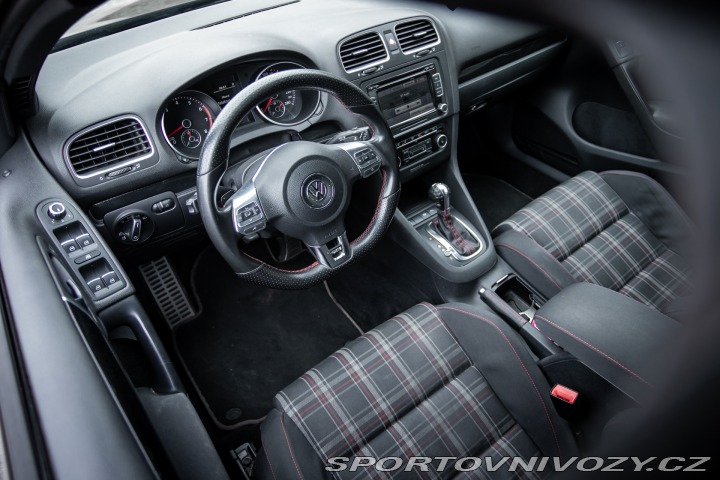 Volkswagen Golf GTI 2.0 TFSI Edition 35 2011