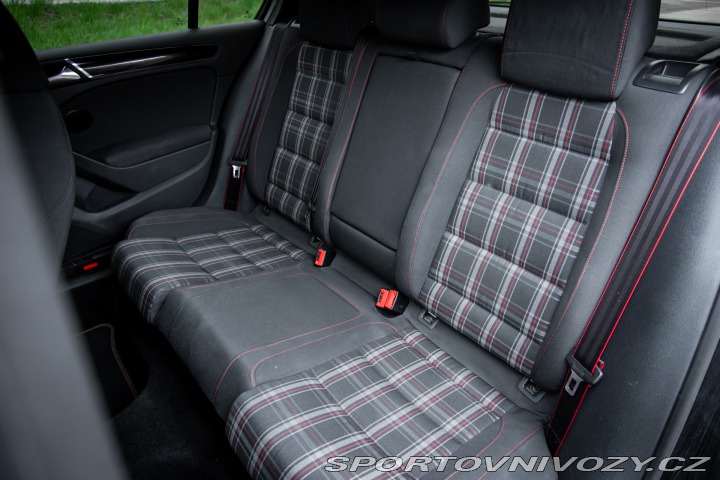 Volkswagen Golf GTI 2.0 TFSI Edition 35 2011