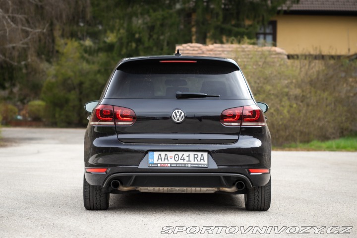 Volkswagen Golf GTI 2.0 TFSI Edition 35 2011