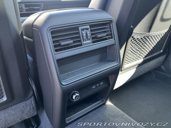 Porsche Cayenne GTS 2026