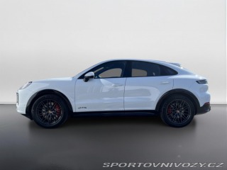 Porsche Cayenne GTS 2026