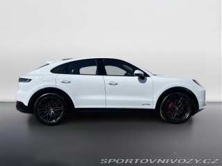 Porsche Cayenne GTS 2026