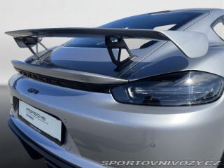 Porsche Cayman GT4 2021