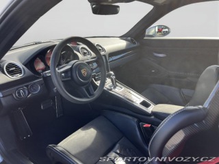 Porsche Cayman GT4 2021