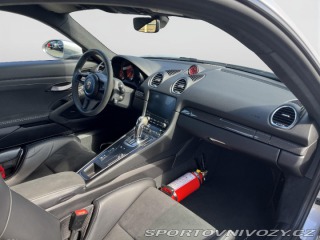 Porsche Cayman GT4 2021