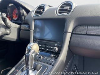 Porsche Cayman GT4 2021