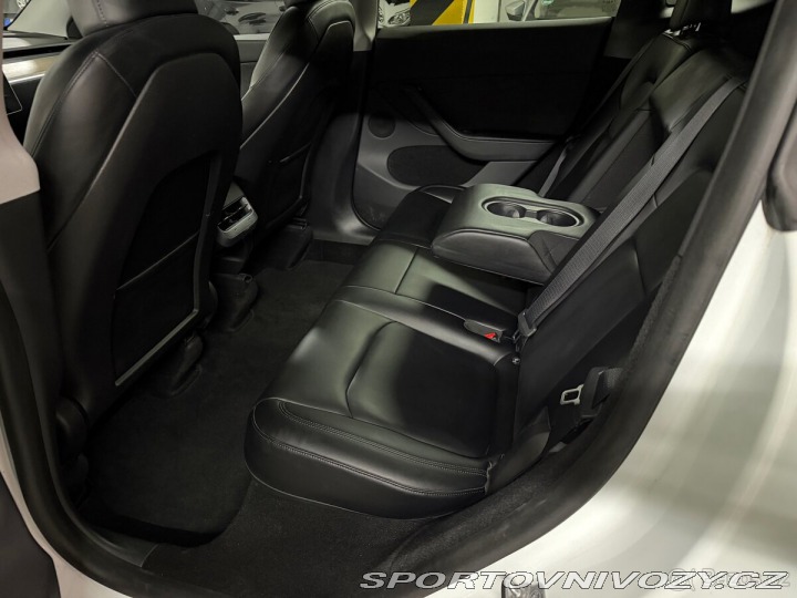 Tesla Model Y AWD Long Range Dual Motor 2024