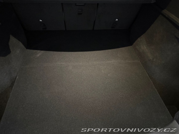 Tesla Model Y AWD Long Range Dual Motor 2024