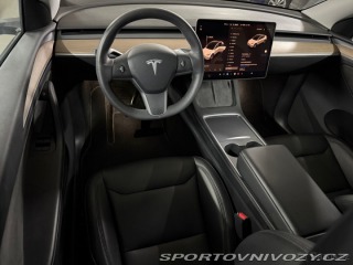 Tesla Model Y AWD Long Range Dual Motor 2024