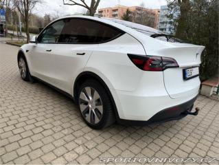 Tesla Model Y AWD Long Range Dual Motor 2024