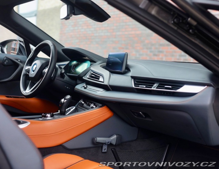 BMW i8 xdrive | Lasersvetlá - H 2018