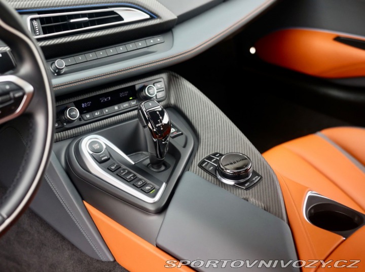 BMW i8 xdrive | Lasersvetlá - H 2018