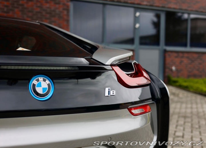BMW i8 xdrive | Lasersvetlá - H 2018