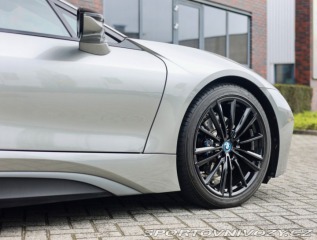 BMW i8 xdrive | Lasersvetlá - H 2018