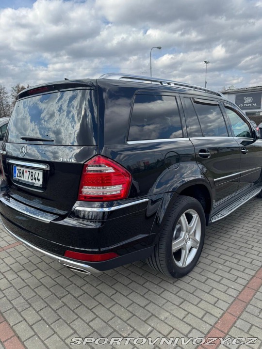 Mercedes-Benz Ostatní modely GL 3,5 350 CDI 4MATIC 2011
