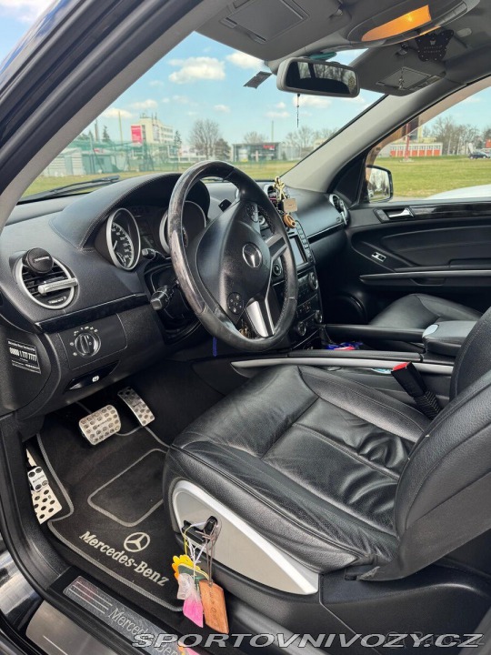 Mercedes-Benz Ostatní modely GL 3,5 350 CDI 4MATIC 2011