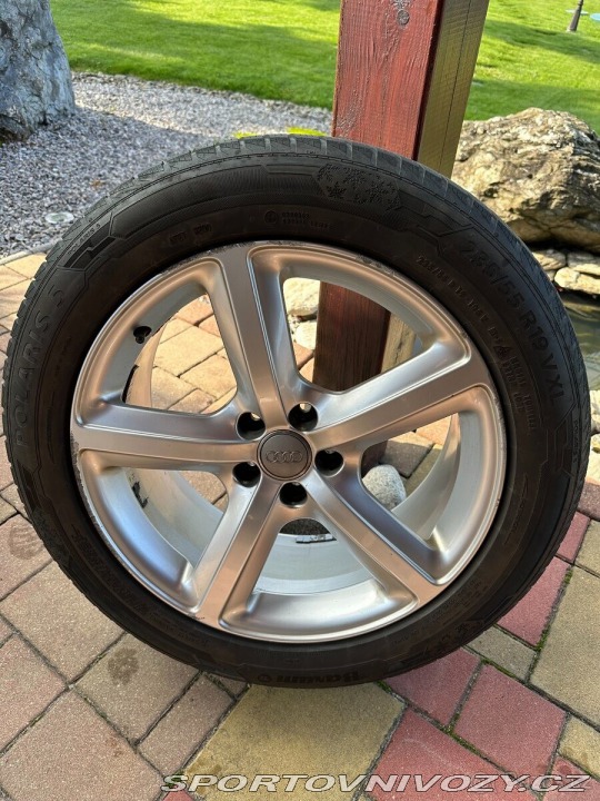 Audi Ostatní modely Q5 2,0   Quattro S-line, 201 2010