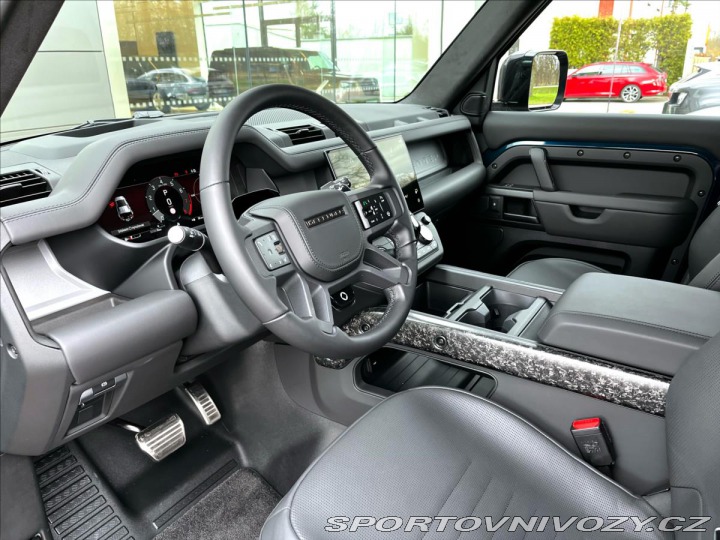 Ostatní značky Ostatní modely Land Rover Defender 4,4 110 OCTA P635 V8 AWD 2026