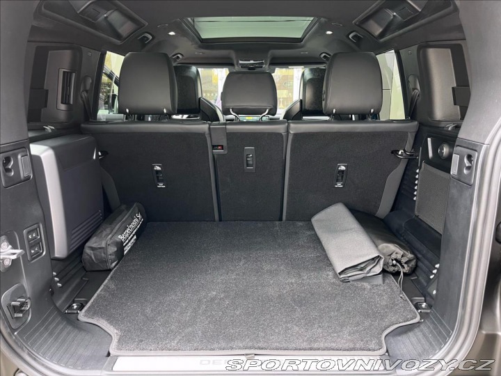 Ostatní značky Ostatní modely Land Rover Defender 4,4 110 OCTA P635 V8 AWD 1800
