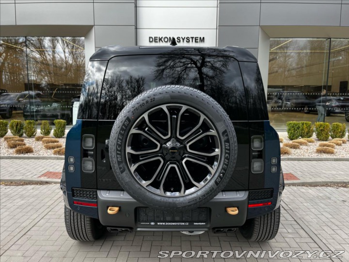 Ostatní značky Ostatní modely Land Rover Defender 4,4 110 OCTA P635 V8 AWD 1800