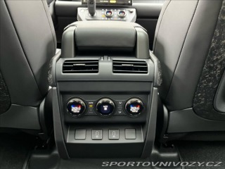 Ostatní značky Ostatní modely Land Rover Defender 4,4 110 OCTA P635 V8 AWD 1800