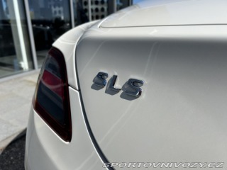 Mercedes-Benz SLS AMG 6.3 V8 Roadster 2012