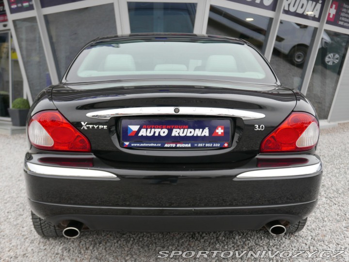Jaguar X-Type 3,0 V6 AWD Executive REZE 2003