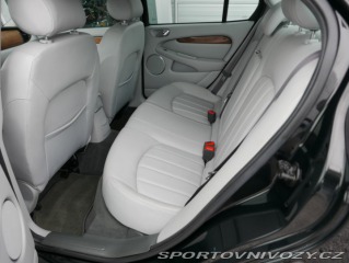 Jaguar X-Type 3,0 V6 AWD Executive REZE 2003