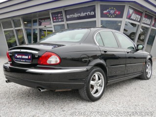 Jaguar X-Type 3,0 V6 AWD Executive REZE 2003