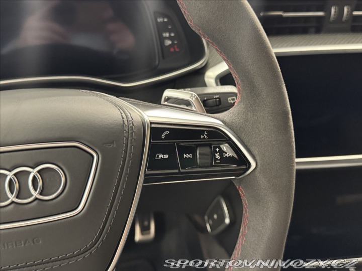 Audi RS6 RS DYNAMIC PAKET DPH 2021