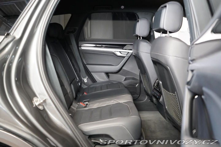 Volkswagen Ostatní modely Touareg 3.0TDI*4M*R-LINE*VZDUCH*M 2020