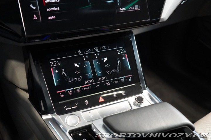 Audi Ostatní modely e-tron 55*QUATTRO*PANO*MASÁŽ*MAT 2020