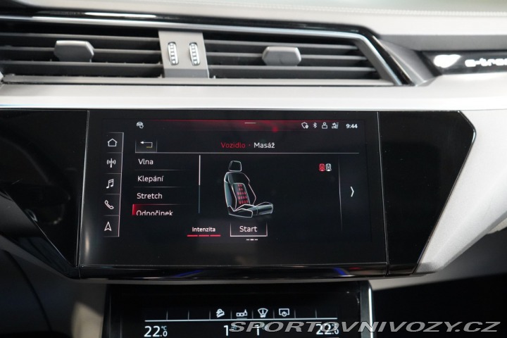 Audi Ostatní modely e-tron 55*QUATTRO*PANO*MASÁŽ*MAT 2020