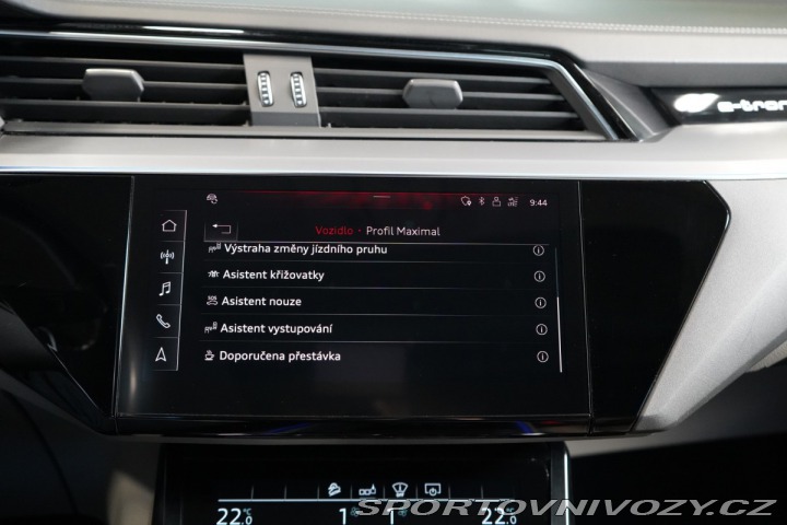 Audi Ostatní modely e-tron 55*QUATTRO*PANO*MASÁŽ*MAT 2020
