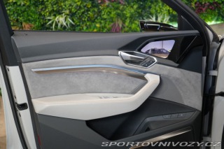 Audi Ostatní modely e-tron 55*QUATTRO*PANO*MASÁŽ*MAT 2020