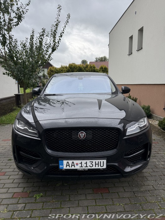 Jaguar F-Pace